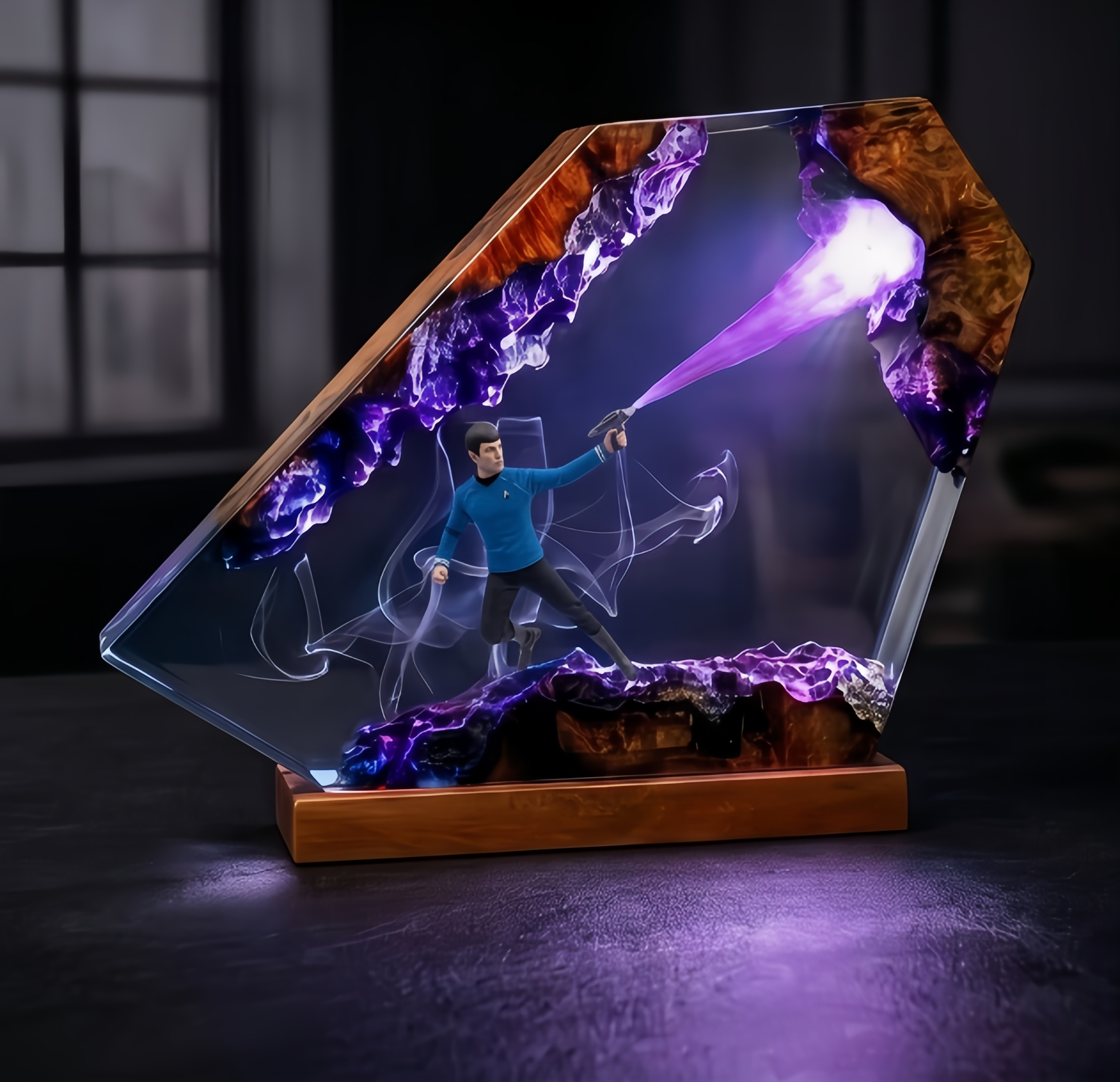 Star Trek Spock Resin Night Light - Custom Sci-Fi Desk Decor - Vulcan Salute Lamp,Trekkie Gift