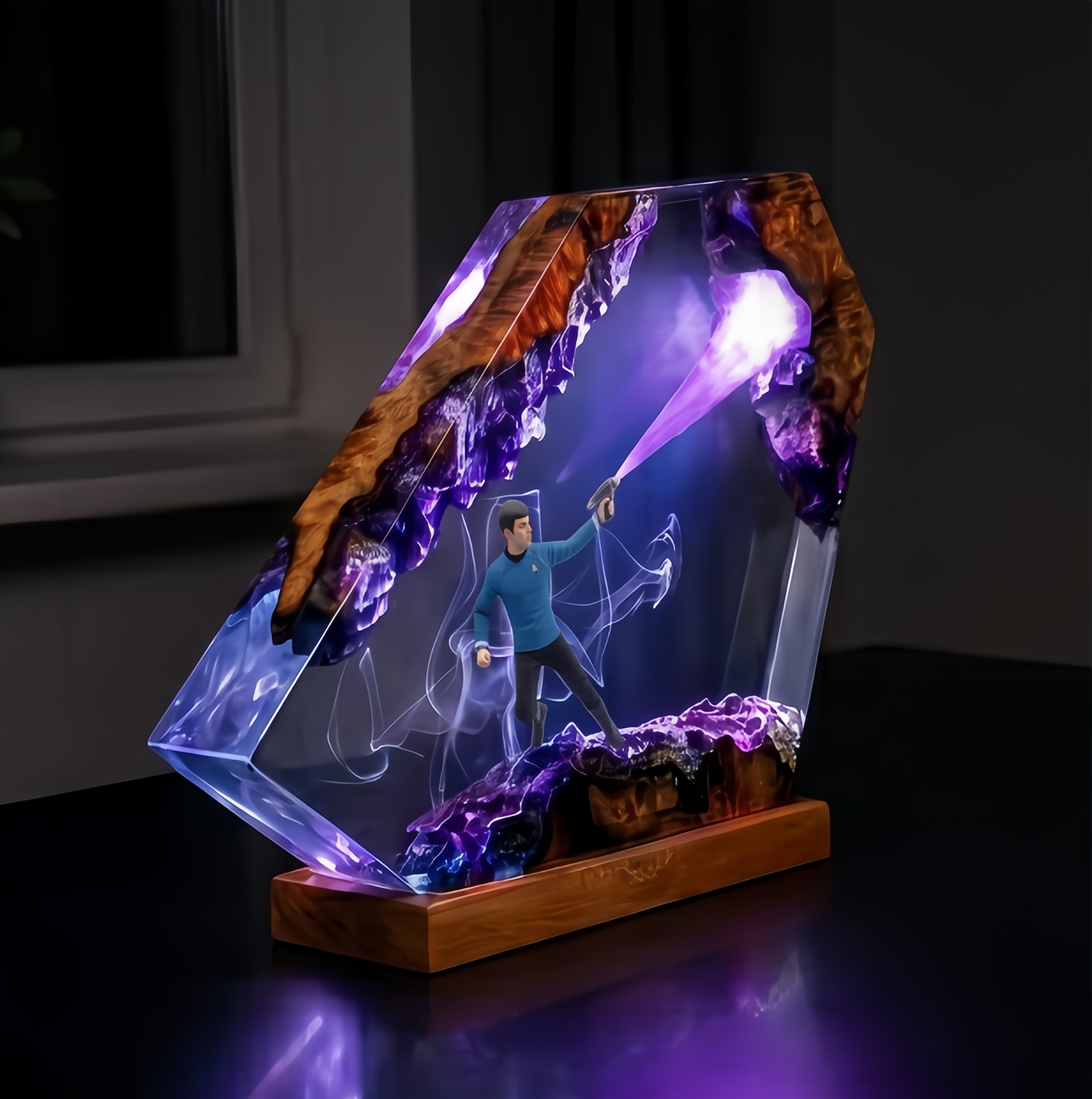 Star Trek Spock Resin Night Light - Custom Sci-Fi Desk Decor - Vulcan Salute Lamp,Trekkie Gift