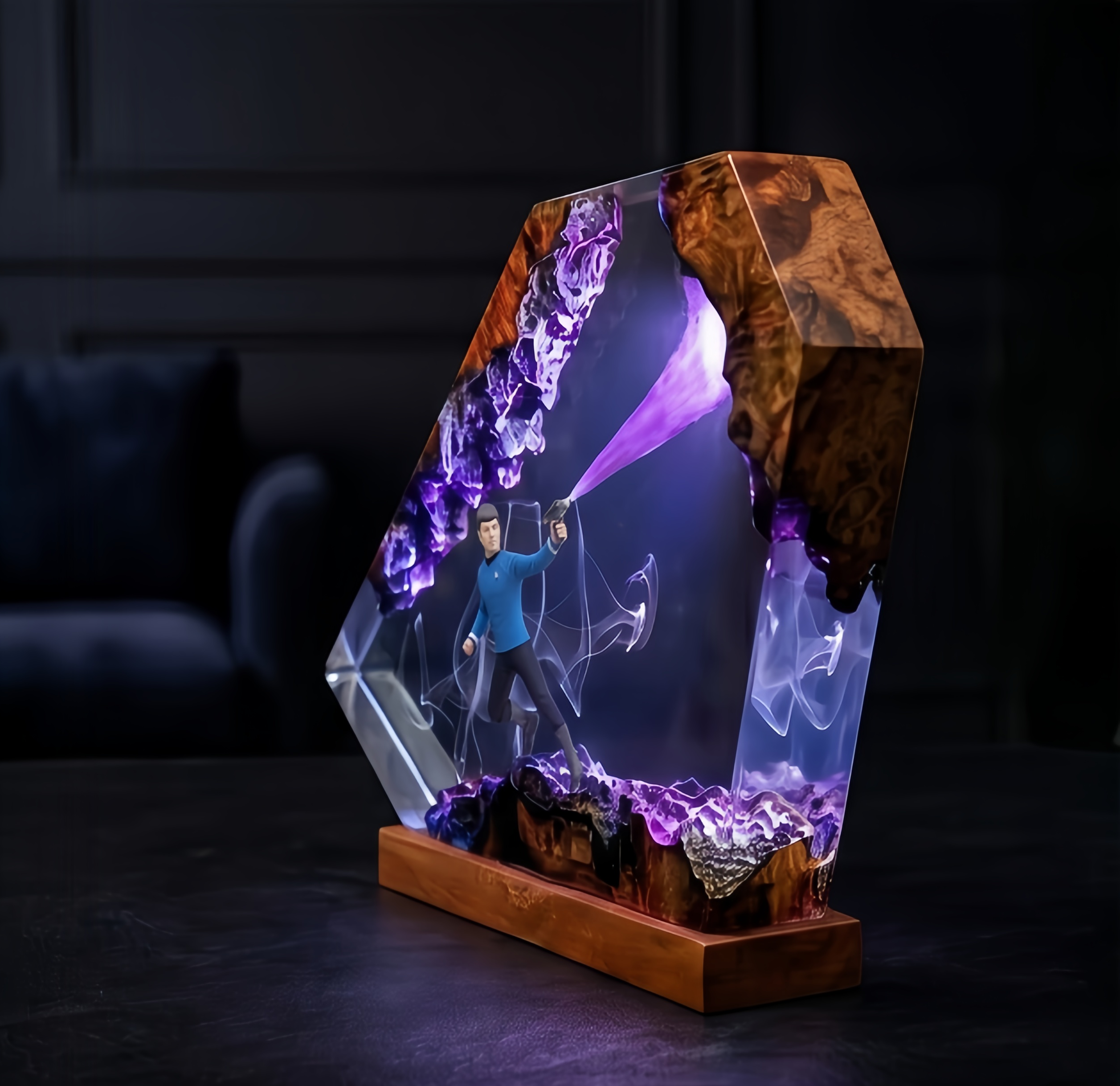 Star Trek Spock Resin Night Light - Custom Sci-Fi Desk Decor - Vulcan Salute Lamp,Trekkie Gift